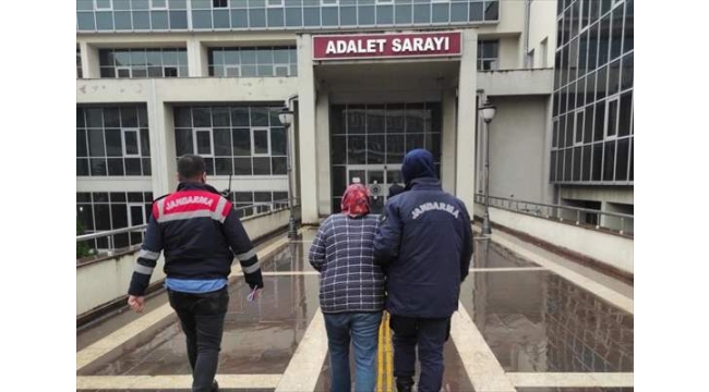 Aranan firari hükümlü yakayı ele verdi