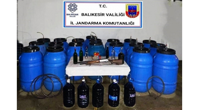 Bin 860 litre kaçak ve sahte içki ele geçirildi