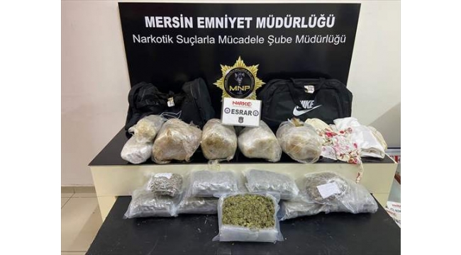 Durdurulan yolcu otobüsünde uyuşturucu ele geçirildi!