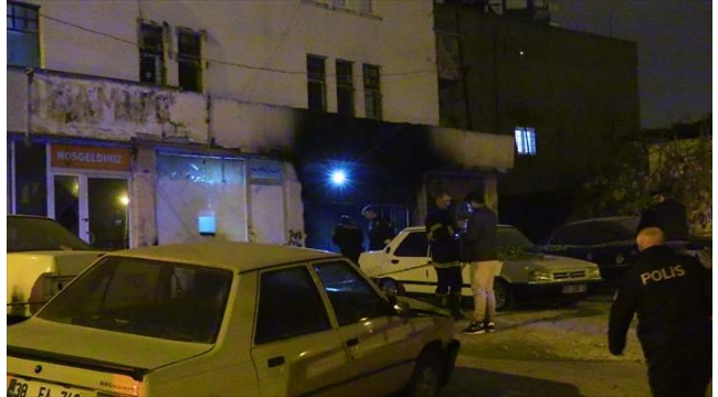 Hurda deposunda korkutan yangın!