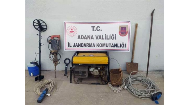 Kaçak kazı yapan şüpheliler suçüstü yakalandı