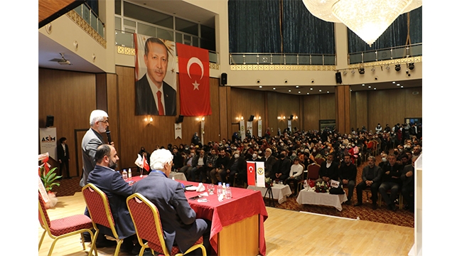 NAMAZ SEVDASI SALONLARA SIĞMADI