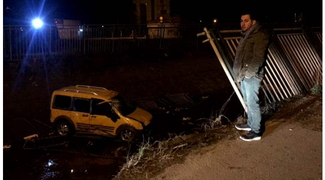 Otomobil sulama kanalına uçtu!