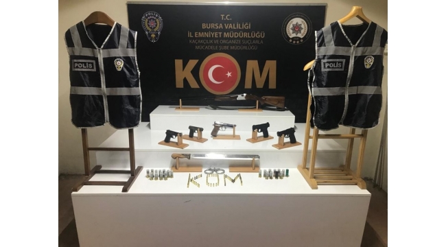 Silahlı suç örgütüne şafak baskını!