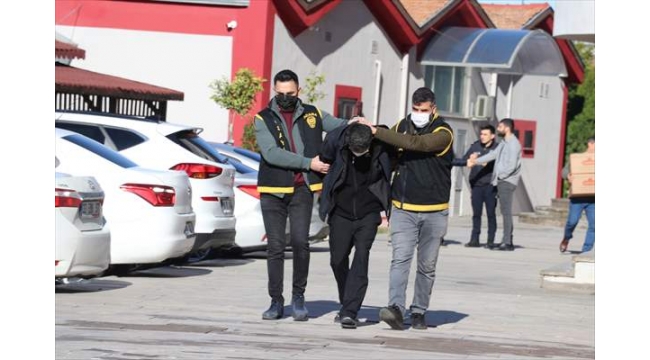 6 motosiklet hırsızı yakayı ele verdi