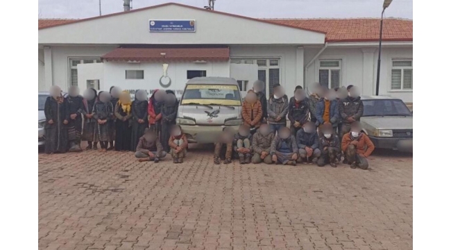60 düzensiz göçmen yakalandı