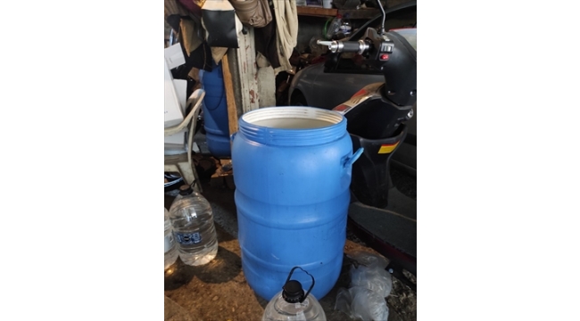 Adana' da 1892 litre sahte içki ele geçirildi