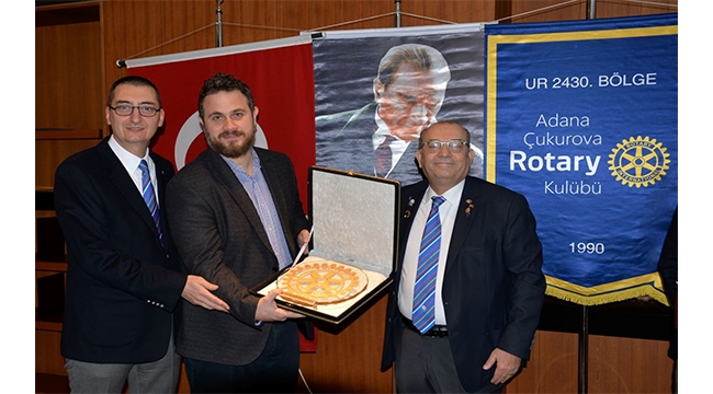Çukurova Rotary ödülünü Turgut Yeğenağa aldı