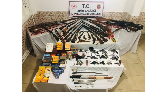 FETÖ şüphelisinin evinden cephanelik çıktı