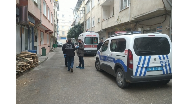Genç kadın evinde ölü bulundu