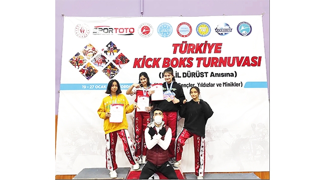 Halil Özer’in sporcuları Adana’nın gururu oldu
