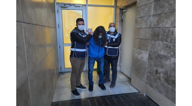 Sürekli kılık değiştiren dolandırıcı bu kez kaçamadı!