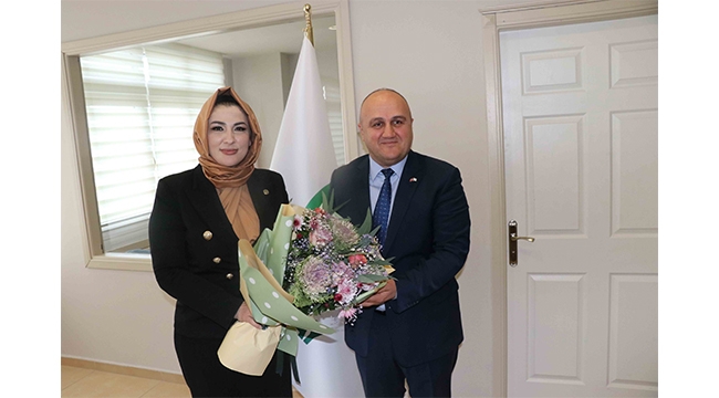 Yeşilay Adana Şubesi’nde Başkan Aslan oldu