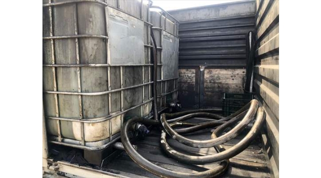 3 bin 300 litre kaçak akaryakıt ele geçirildi
