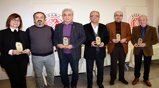 40-50 yıllık doktorlara plaket