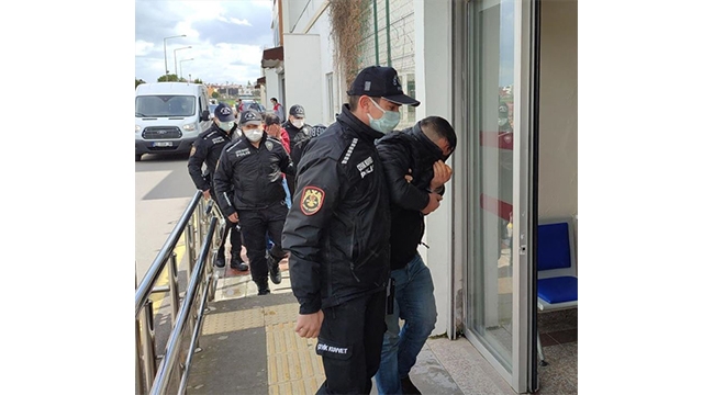 Adana'da uyuşturucu operasyonu: 4 zanlı serbest bırakıldı