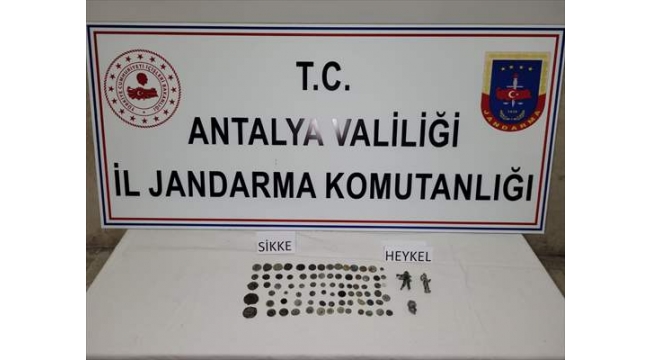 Antalya'da tarihi eser operasyonu:2 gözaltı