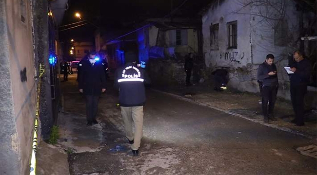 Devriye gezen polis aracına ateş etti!