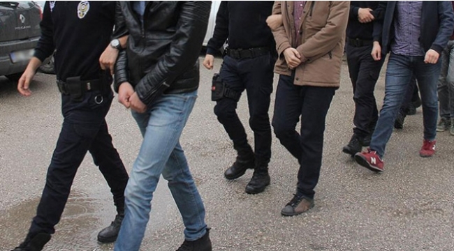 Evlerinde uyuşturucu çıkan 3 şüpheli tutuklandı
