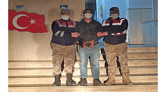 Firari hükümlü yakayı ele verdi