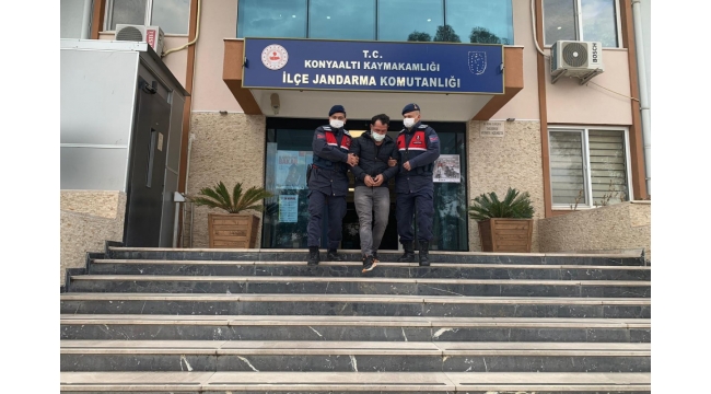 Firari suç makinesi yakayı ele verdi