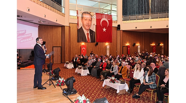 ‘KADIN MUTLUYSA TOPLUM MUTLU’