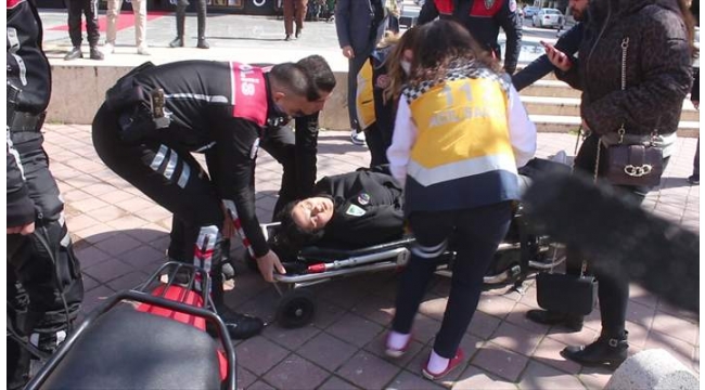 Polis ekiplerinin müdahelesi genç kadını kurtardı