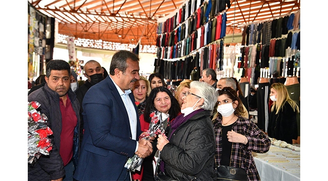 Sosyete Pazarı’nda kadınlar kutlaması