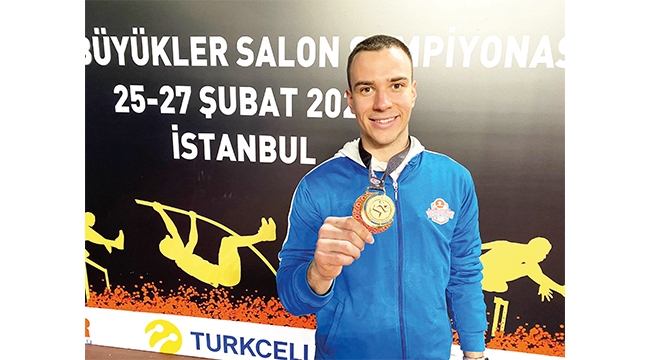 YÜREĞİR’İN SPORCUSU YİNE TÜRKİYE ŞAMPİYONU