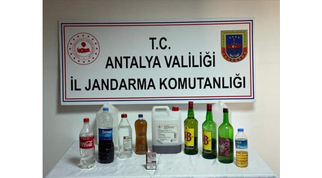 10 litre kaçak alkol ele geçirildi