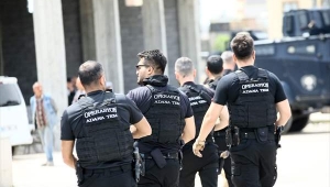 2 polisi pompalı tüfekle yaraladı
