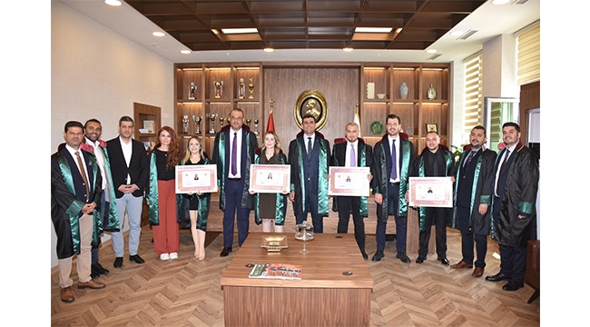Adana Barosu’na 6 avukat daha katıldı