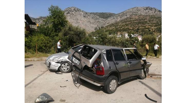 Adana'da feci kaza...