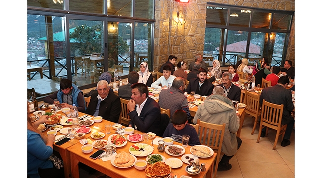 ‘Biz büyük bir aileyiz’
