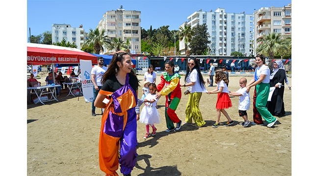 Lösemili çocuklar 23 Nisan’da denizle buluştu