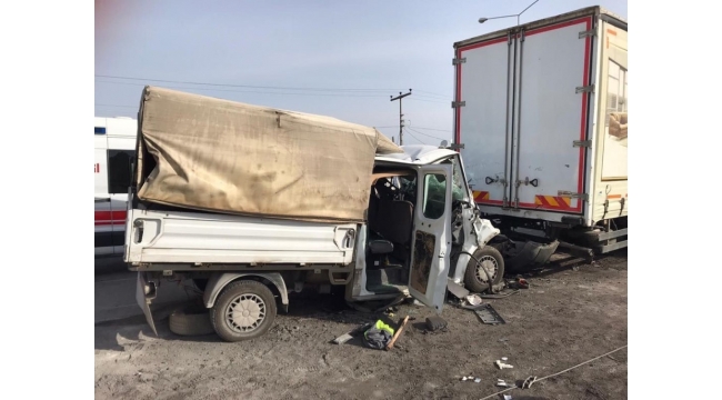 Manisa'da feci kaza:11 yaralı