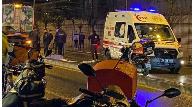 Moto kurye feci şekilde can verdi