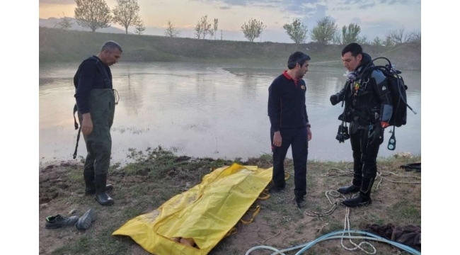 Serinlemek için girdiği gölet sonu oldu
