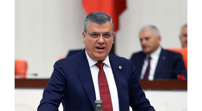 ‘Yol yapımı yılan hikayesine döndü’