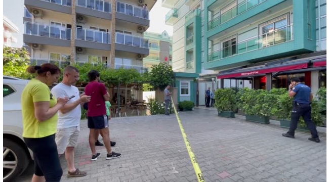 2 çocuk boğazı kesilmiş halde ölü bulundu