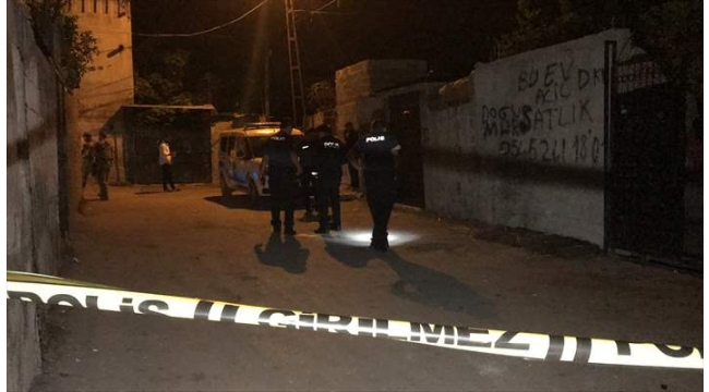 Adana'da 2 kişiye silahlı saldırı