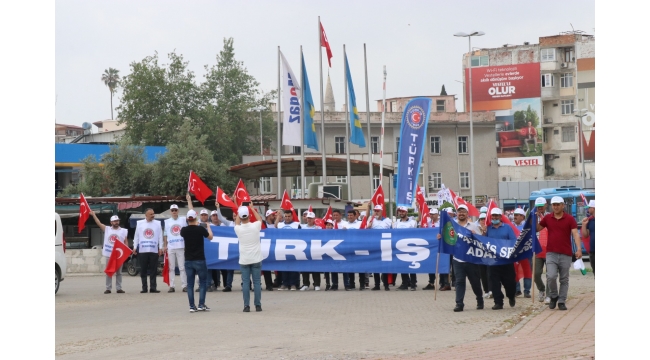 ‘Aldığımız ücret zorunlu ihtiyaçlarımıza bile yetmiyor’