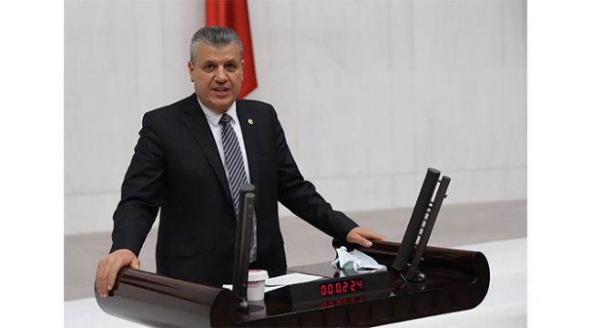 "Basın emekçilerine hususi pasaport verilmeli"