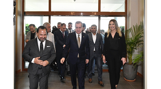 'Belediyeciliğin en güzel örneği Sarıçam'da sergilenmektedir'