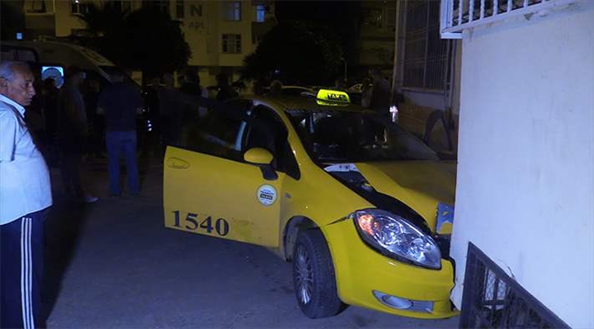 Çaldığı araçla kaza yaptı