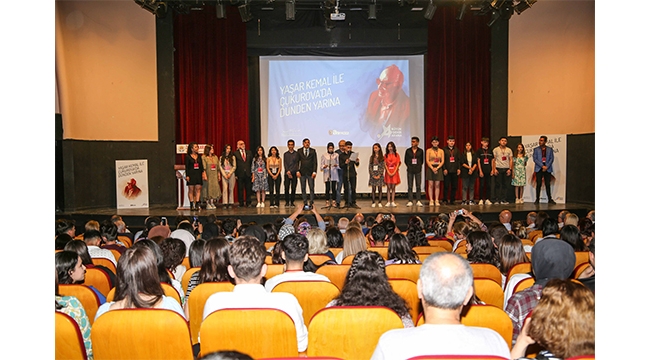 Gençler Yaşar Kemal'i andı