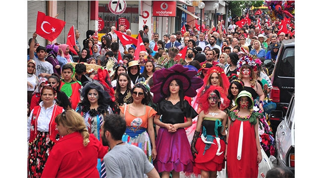 Kadirli festivalle coştu