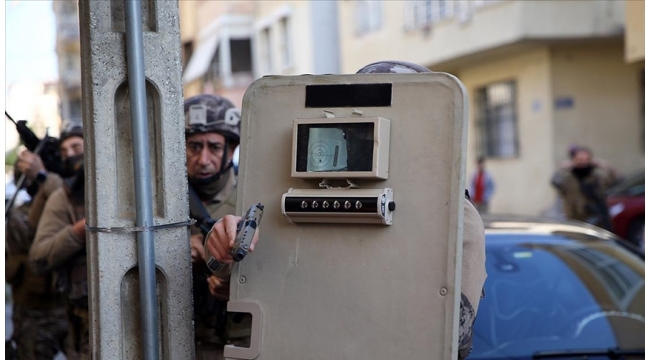 Mersin'de uyuşturucu operasyonu:23 gözaltı
