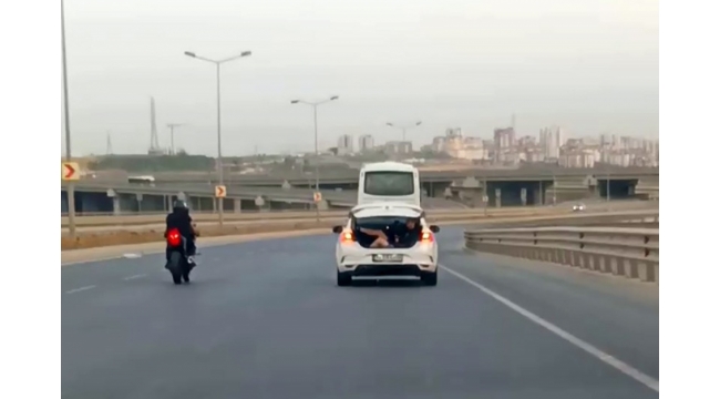 Otoyolda tehlikeli yolculuk
