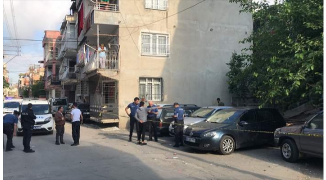 Sokak ortasında silahlı saldırı!